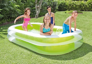 SWIM CENTER FAMILY POOL, 770L