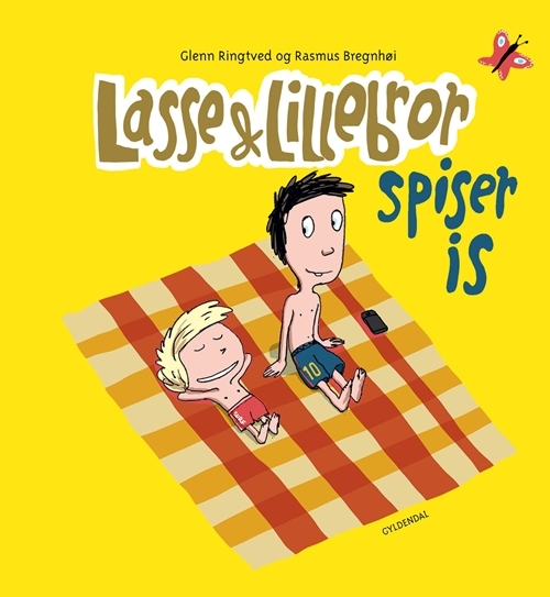 Billede af Lasse og Lillebror spiser is