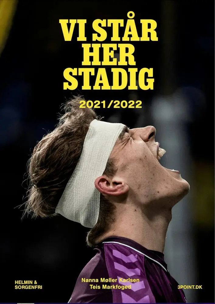Billede af Vi står her stadig 2021/2022