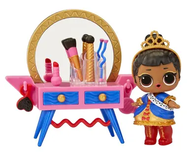 L.O.L. Furniture Playset with Doll S2 PDQ