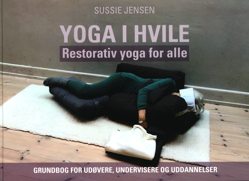 Yoga i hvile – restorativ yoga for alle