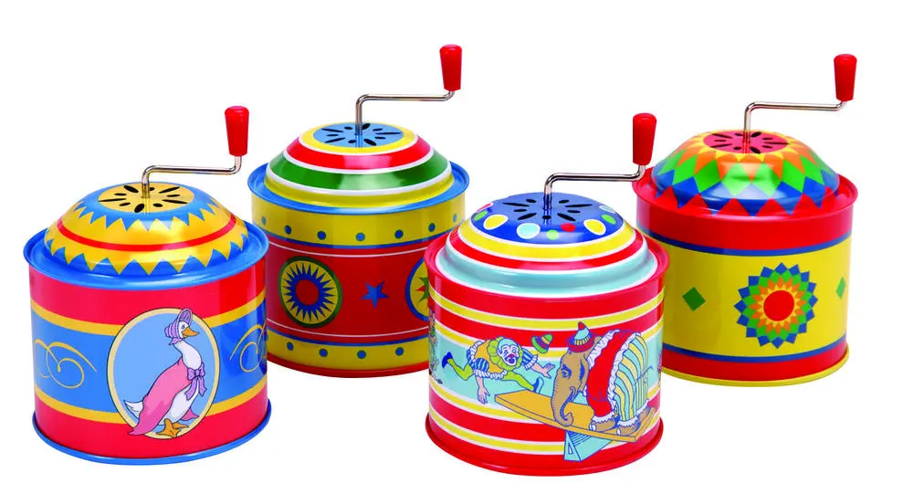 Spilledåser i Blik ass