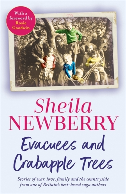Billede af Evacuees And Crabapple Treesmemoirs Of War Love Family And