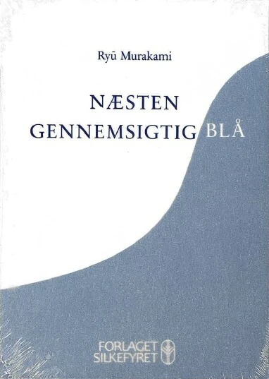 Næsten gennemsigtig blå