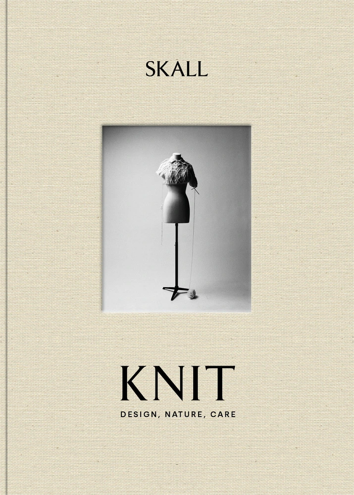 SKALL STRIK - engelsk udgave